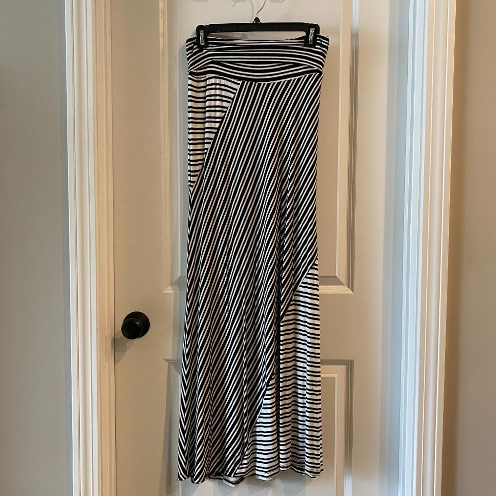 Joe B | Black & White Striped Maxi Skirt